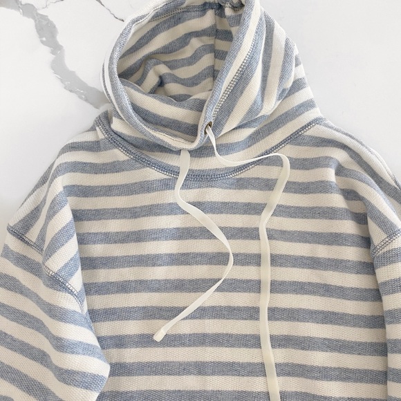 NWT Chaps striped sweatshirt. - Picture 2 of 5